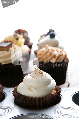 Image of Cupcakes Iced in the Tin