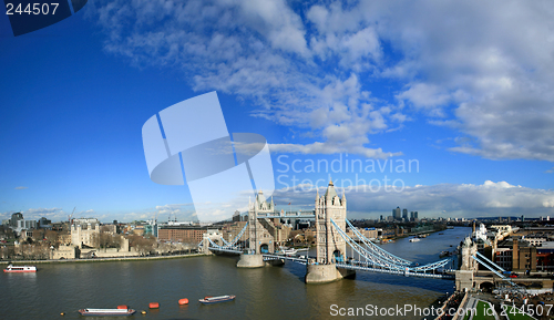Image of Tower bridge panorama