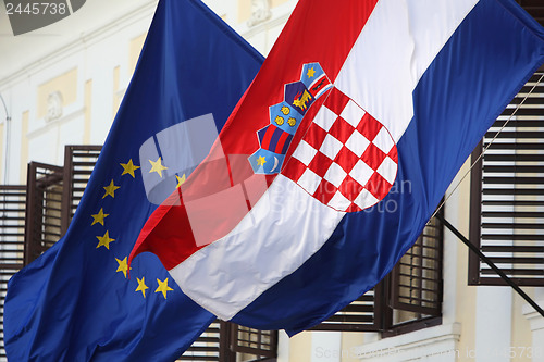 Image of EU and Croatian flags together