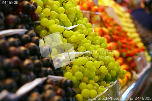 Image of White Grapes 