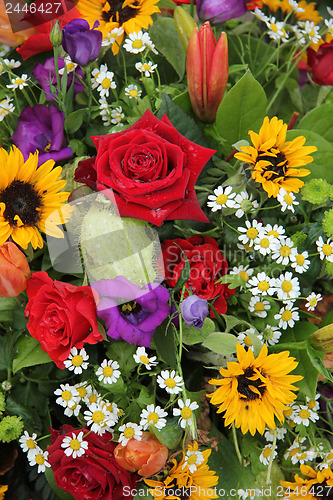 Image of Flower arrangement in bright colors