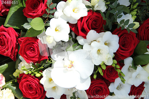 Image of Red and white bridal arrangement