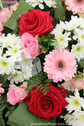 Image of Wedding arrangement in pink and white
