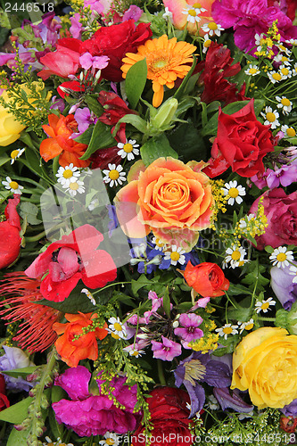 Image of Flower arrangement in bright colors