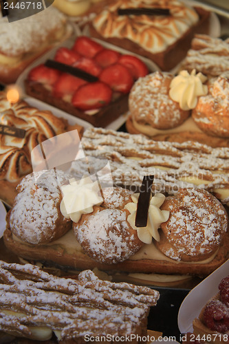 Image of Luxerious fruit pastry