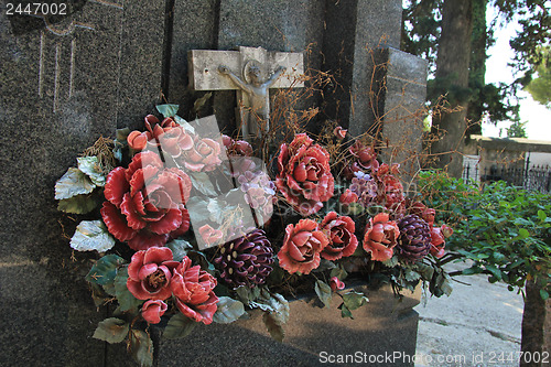 Image of Ceramic grave flowers