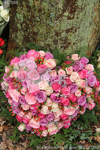 Image of Heart shaped sympathy flowers