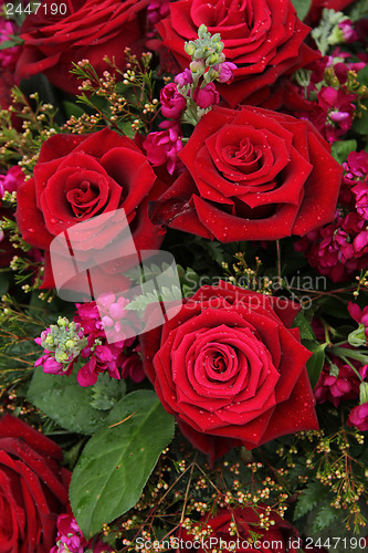 Image of Red and pink bridal flowers