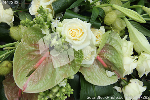 Image of Green white floral arrangement