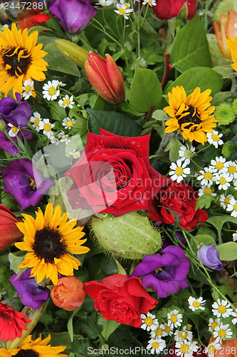 Image of Flower arrangement in bright colors