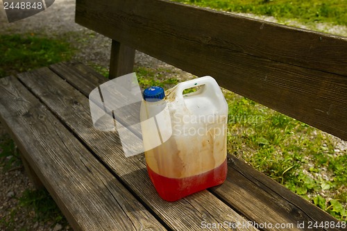 Image of Oil can