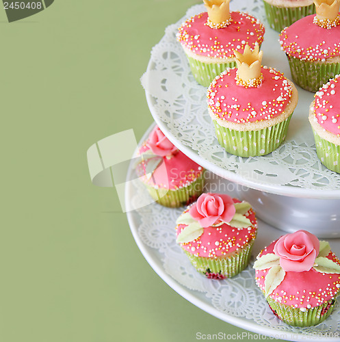 Image of Wedding cupcakes