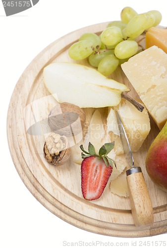 Image of cheese and fruit