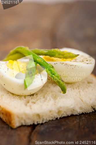 Image of asparagus and eggs