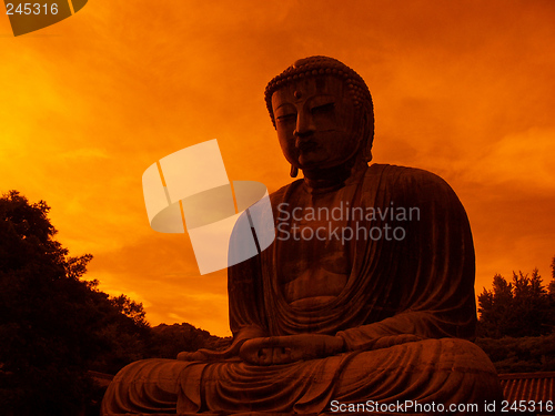 Image of giant Buddha statue