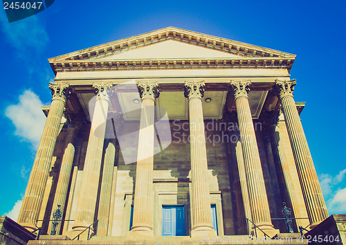 Image of Retro looking Wellington church, Glasgow