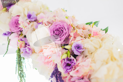 Image of wedding arch with closeup detail