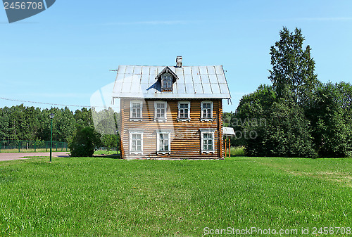 Image of log House