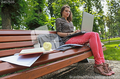 Image of Eat Fresh While Studying