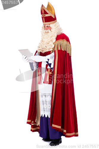 Image of Sinterklaas with a tablet