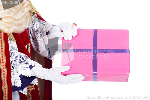 Image of Sinterklaas is giving a present