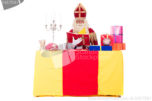 Image of Sinterklaas is working