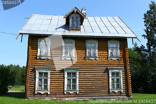 Image of log House