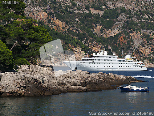 Image of Yacht between the Croatian coast and Lokrum island