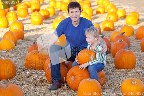 Image of family at the pumpkin patch