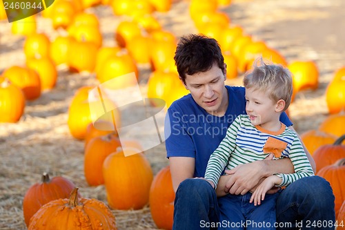 Image of family at the pumpkin patch