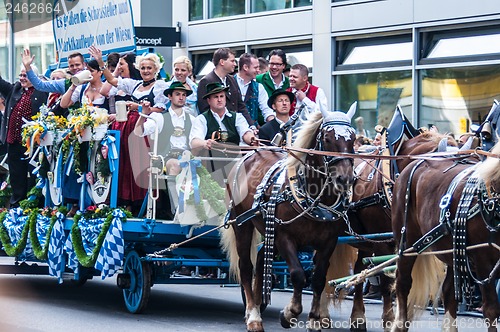 Image of Parade of the hosts of the Wiesn