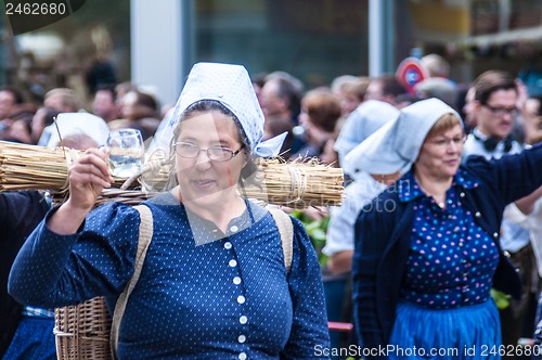 Image of Parade of the hosts of the Wiesn