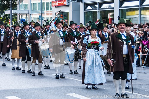 Image of Parade of the hosts of the Wiesn
