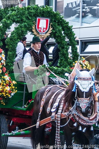 Image of Parade of the hosts of the Wiesn