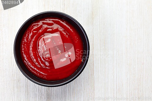 Image of bowl of tomato sauce