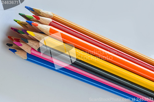 Image of colored pencils