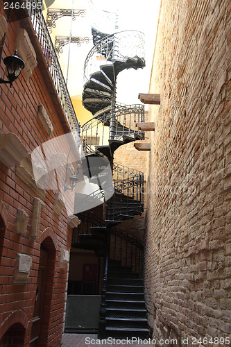 Image of spiral staircase 