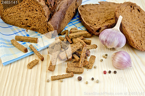 Image of Rye homemade bread with croutons on the board