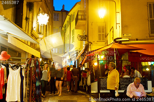 Image of Tourists strolling the streets of Cannes