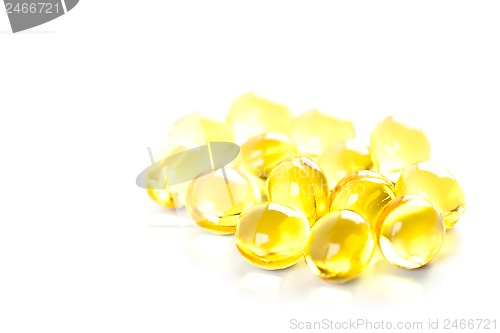 Image of yellow gelatin pills 