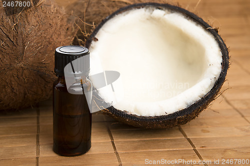 Image of Coconut oil for alternative therapy 
