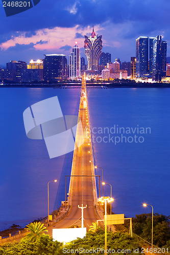 Image of Macau at night 