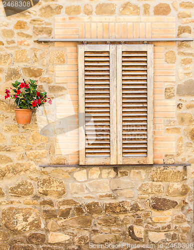 Image of Tuscan window