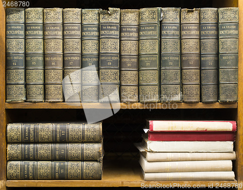 Image of Old books on shelf