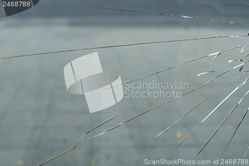 Image of Cracked glass