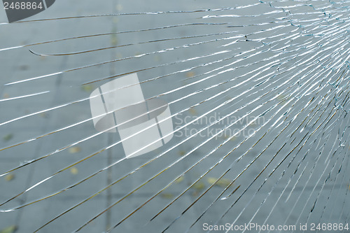 Image of Cracked glass