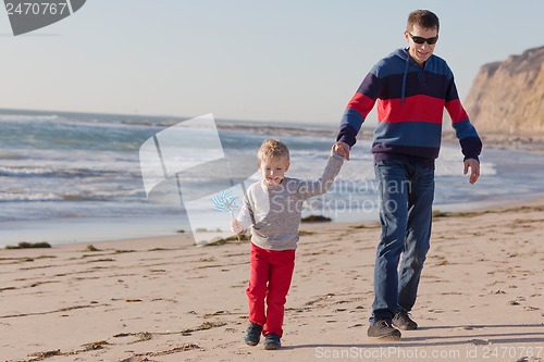 Image of family at the beach