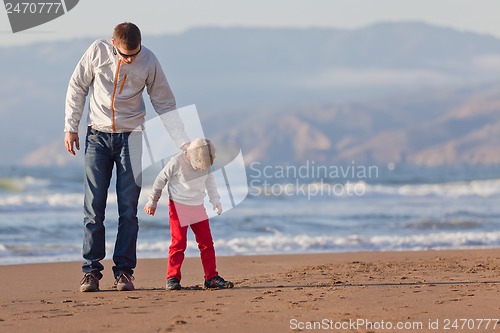 Image of family at the beach