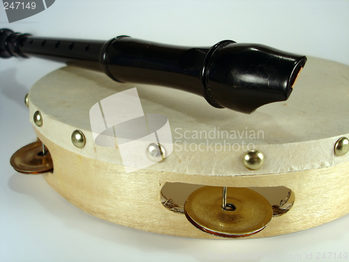 Image of Flute and tambourine