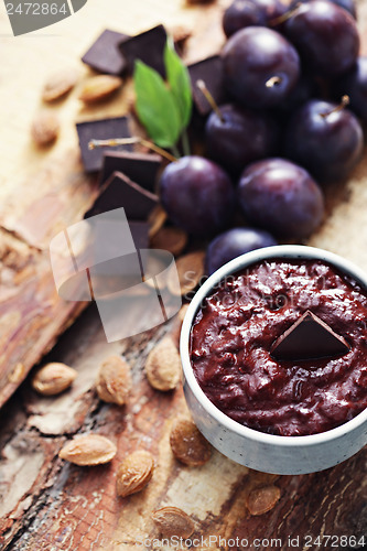 Image of plum jam with chocolate